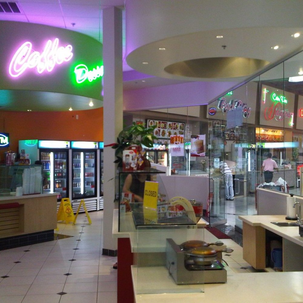 Cali Saigon Mall - inside Lee's - Shopping Centers Near Me - Garland, Texas