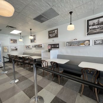 Fosselman's Ice Cream - Ice Cream & Frozen Yogurt Near Me - Alhambra, California