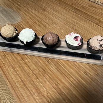 Philmore Creamery - Irish Coffee, Stracciatella, Gianduia Crunch (Hazelnut Chocolate), Blackberry Panna Cotta, Amaretto Cookie - Gelato Near Me - San Francisco, California Philmore Creamery - Irish Coffee, Stracciatella, Gianduia Crunch (Hazelnut Chocolate), Blackberry Panna Cotta, Amaretto Cookie - Gelato Near Me - San Francisco, California