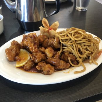 Chef Bo - Orange Chicken combo with Chow Mein. - Chinese Near Me - Elk Grove, California Chef Bo - Orange Chicken combo with Chow Mein. - Chinese Near Me - Elk Grove, California