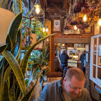 Bintliff’s Corner Brew - Breakfast & Brunch Near Me - Gardiner, Maine