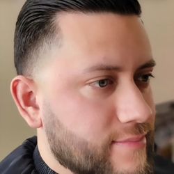 Stay Gold Traditional Barber