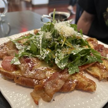 Blue Kale Cafe & Lounge - Bacon Croissant French Toast - Cafes Near Me - Skokie, Illinois