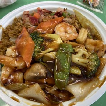 China Wok - Shrimp and Chinese Vegetables - Chinese Near Me - Cape Coral, Florida