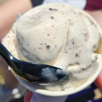 Main Street Creamery & Cafe - coconut candy bar and peanut butter daydream - Ice Cream & Frozen Yogurt Near Me - Wethersfield, Connecticut Main Street Creamery & Cafe - coconut candy bar and peanut butter daydream - Ice Cream & Frozen Yogurt Near Me - Wethersfield, Connecticut