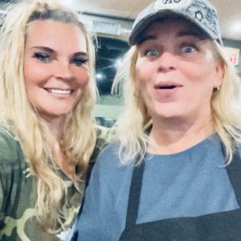 Elsie's - Elsie and I! - American Near Me - Caledonia, Minnesota