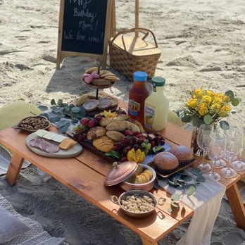 The Charming Picnic - Party & Event Planning Near Me The Charming Picnic - Party & Event Planning Near Me
