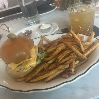 Bar Colline - Happy hour burger - French Near Me - Arlington, Virginia Bar Colline - Happy hour burger - French Near Me - Arlington, Virginia