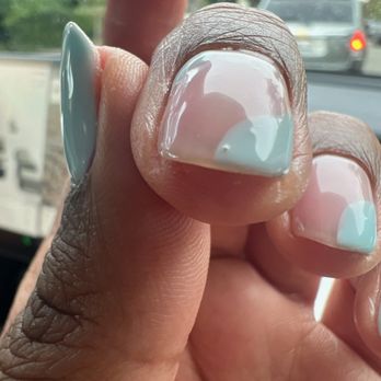 Varnish Lab - air bubbles in paint job - Nail Salons Near Me - Playa Vista, California