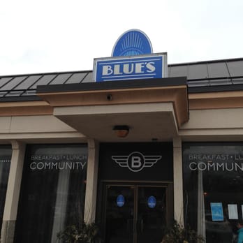 Blue's Egg + Bakery - Look for Blues in the strip mall near the bank.  Don't be discouraged if the parking lot is full. There's a lot of table turnoer - Breakfast & Brunch Near Me - Milwaukee, Wisconsin