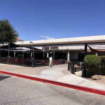 IL Capo Pizzeria - Entrance - Pizza Near Me - Scottsdale, Arizona