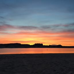 Sunrise at Lone Rock Beach