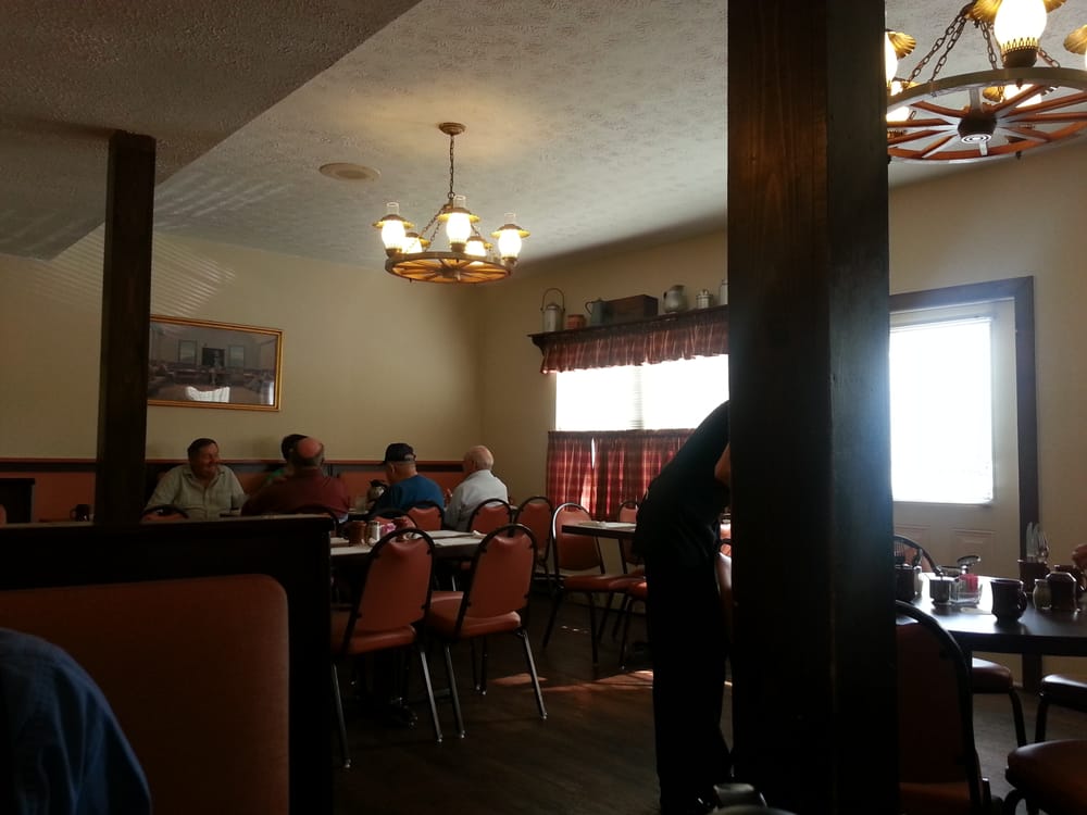 CARRIAGE INN RESTAURANT 19 Photos & 18 Reviews Breakfast & Brunch