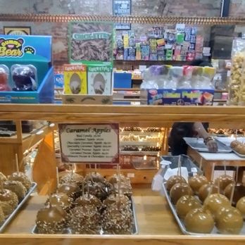 Savannah's Candy Kitchen - Desserts Near Me - Nashville, Tennessee Savannah's Candy Kitchen - Desserts Near Me - Nashville, Tennessee