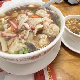 House Wonton soup with hot and sour from the dinner meal for comparison.