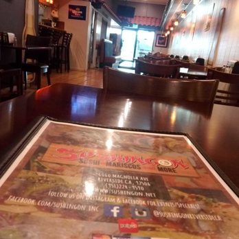 Sushingon - Hallway upon entering - Mexican Near Me - Riverside, California