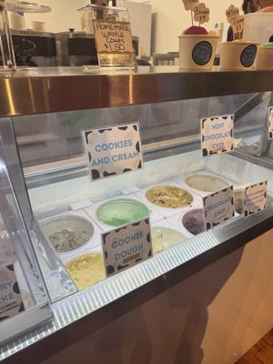 Vineyard Scoops by null