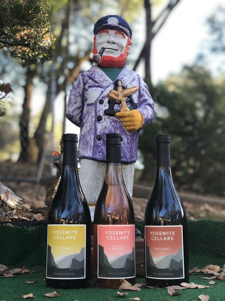 Yosemite Cellars Logo