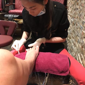 Anthony Vince Nail Spa - Prepping for beauty! - Nail Salons Near Me - Cuyahoga Falls, Ohio