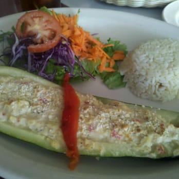 El Morfi Grill - Zucchini Relleno lunch special - Argentine Near Me - Glendale, California El Morfi Grill - Zucchini Relleno lunch special - Argentine Near Me - Glendale, California