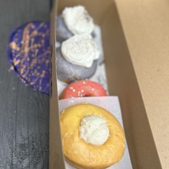 Doe Donuts - Donuts Near Me - Portland, Oregon
