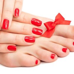 Uforia Salon and Spa - Can't find the perfect gift? Everyone loves a
relaxing mani/ pedi Gift Certificates are the best!