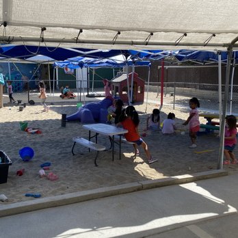 Hickory Tree School - Playtime in our sandbox! - Elementary Schools Near Me - Torrance, California