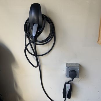 S&B Electric - Outlet installation - Electricians Near Me - Concord, California S&B Electric - Outlet installation - Electricians Near Me - Concord, California