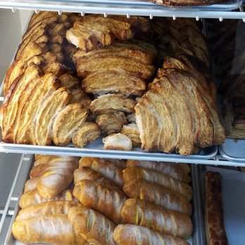 El Globo Bakery - crispy bites - Donuts Near Me - Speedway, Indiana El Globo Bakery - crispy bites - Donuts Near Me - Speedway, Indiana