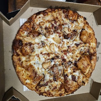Domino's Pizza - Hand pan chicken bacon bbq - Pizza Near Me - Westland, Michigan Domino's Pizza - Hand pan chicken bacon bbq - Pizza Near Me - Westland, Michigan