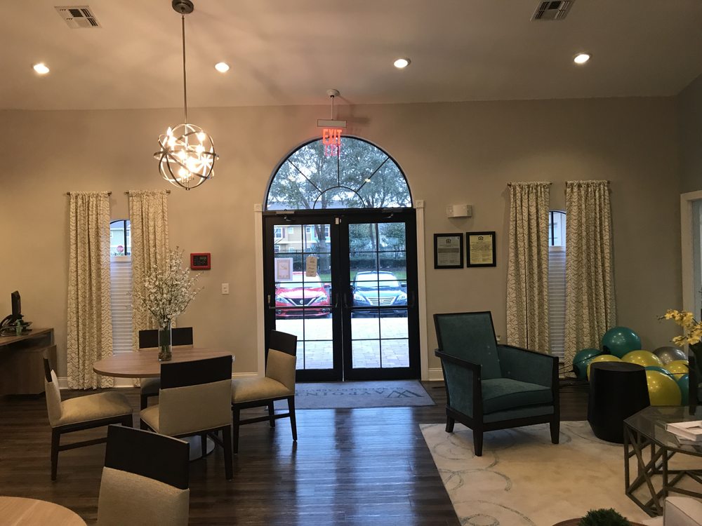 ELEMENT LUXURY APARTMENTS Updated September 2024 4100 Arrow Ridge