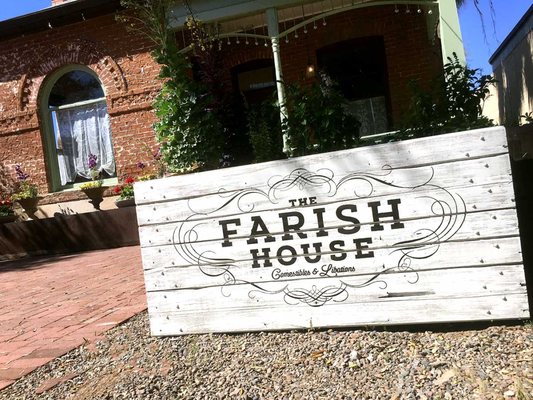 The Farish House by null