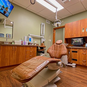 Vu Phan, DDS - Green Meadows Dental - Cosmetic Dentists Near Me - Waukegan, Illinois Vu Phan, DDS - Green Meadows Dental - Cosmetic Dentists Near Me - Waukegan, Illinois