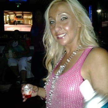 Access Granted Chicago - Say Cheese for the Bartender ! Girls night out in Chicago!! - Party Bus Rentals Near Me - Blue Island, Illinois