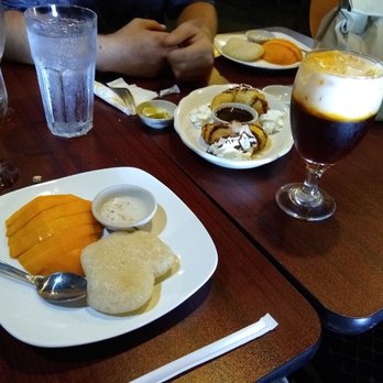 Raan Thai - Sticy rice and mango, Thai iced tea - Thai Near Me - Smithtown, New York