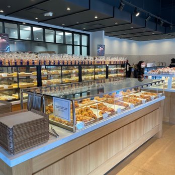 Paris Baguette - Coffee & Tea Near Me - Los Angeles, California Paris Baguette - Coffee & Tea Near Me - Los Angeles, California