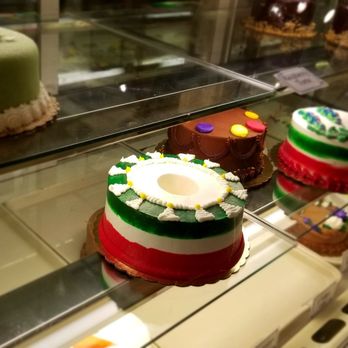 Tag's Bakery - Evanston - Bakeries Near Me - Evanston, Illinois Tag's Bakery - Evanston - Bakeries Near Me - Evanston, Illinois