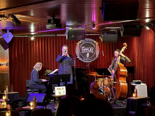 Mr. Tipple's Jazz Club by null