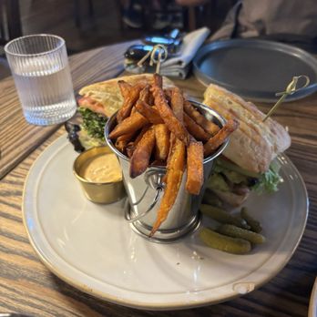 The Hideout Kitchen - Roasted chicken panini - New American Near Me - Lafayette, California The Hideout Kitchen - Roasted chicken panini - New American Near Me - Lafayette, California
