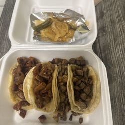Jalapeños LaBelle - Tacos de tripa and asada.