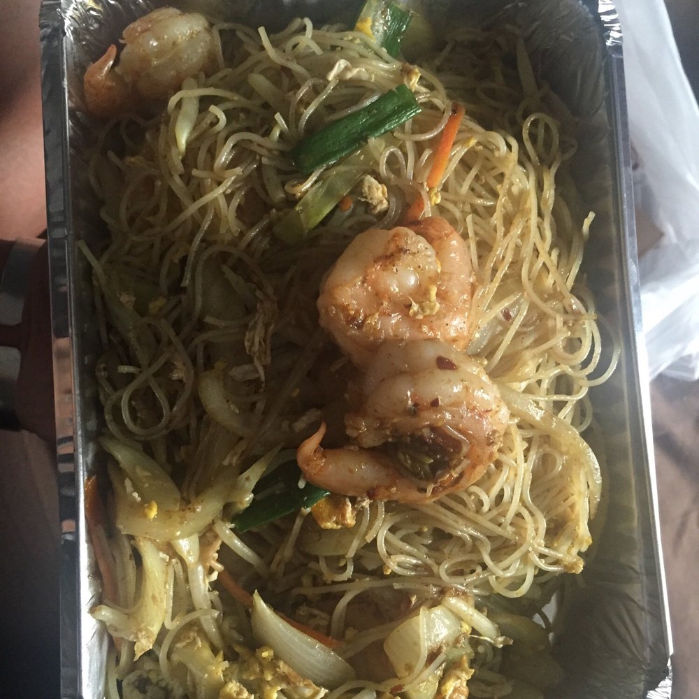 China Moon - Singaporean noodle with shrimp - Chinese Near Me - Miami Beach, Florida