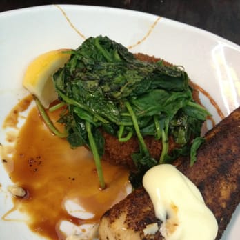 Le Papagayo - Blackened Mahi Mahi with a red bean risotto cake topped with spinach. - Breakfast & Brunch Near Me - Encinitas, California