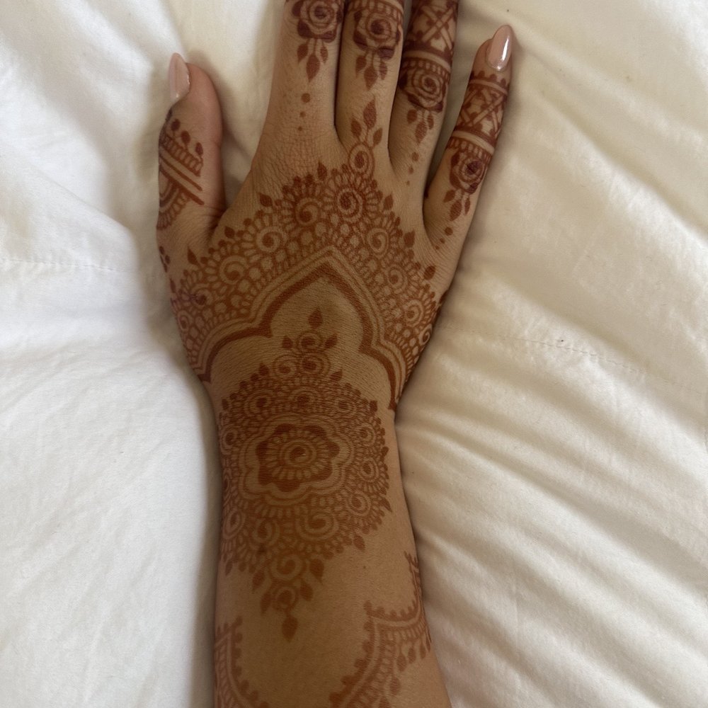 After only a few hours after henna removal After only a few hours after henna removal