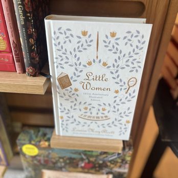 Barnes & Noble - Cute special edition - Bookstores Near Me - Tampa, Florida