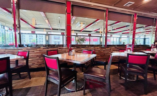 Red Line Diner by null