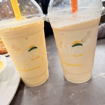 Pegah's Cafe & Coffee - Peach and mango smoothies - Salad Near Me - Kansas City, Missouri