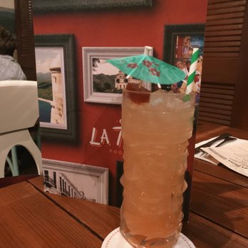 Cafe La Trova - El Guayabero cocktail - Cocktail Bars Near Me - Miami, Florida