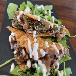 Poke tacos