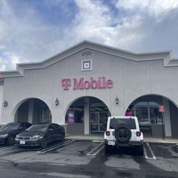 Exterior photo of T-Mobile Experience Store - Valencia, California Exterior photo of T-Mobile Experience Store - Valencia, California