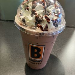 Red velvet iced coffee